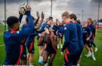 مدافع فراموش‌شده یونایتد بعد از ۱۷ ماه برگشت!