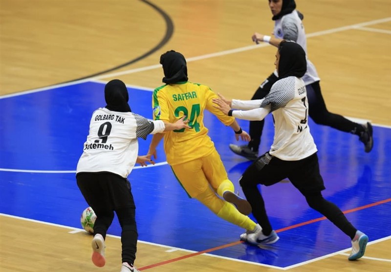 لیگ برتر فوتسال بانوان|نخستین شکست استقلال در هفته نهم