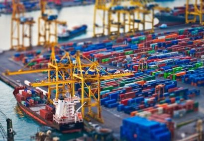 تجارت خارجی ایران در معرض تهدید / درهم ابزار فشار شد تجارت خارجی ایران در معرض تهدید / درهم ابزار فشار شد