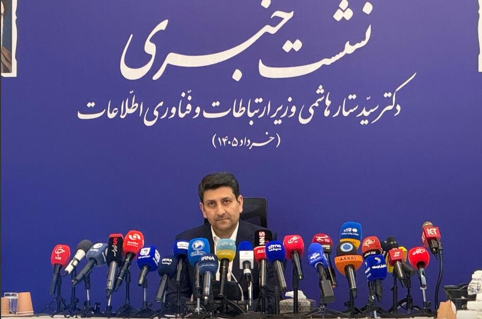 ستار هاشمی: چشم‌انداز رفع فیلترینگ با ستاد عارف روشن است / چه زمان اینترنت به شرایط پیش از دی‌ماه بازمی‌گردد؟