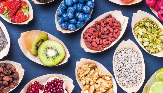 رژیم غذایی مناسب برای حفظ سلامت پوست در تابستان