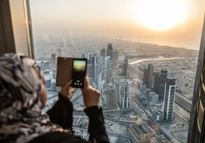 قیمت موبایل و لپ تاپ در دبی با کاست آف لیوینگ